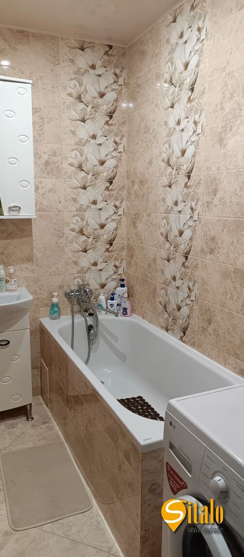 Продажа 2-комнатной квартиры 53.1 м², Лобачевского ул., 7