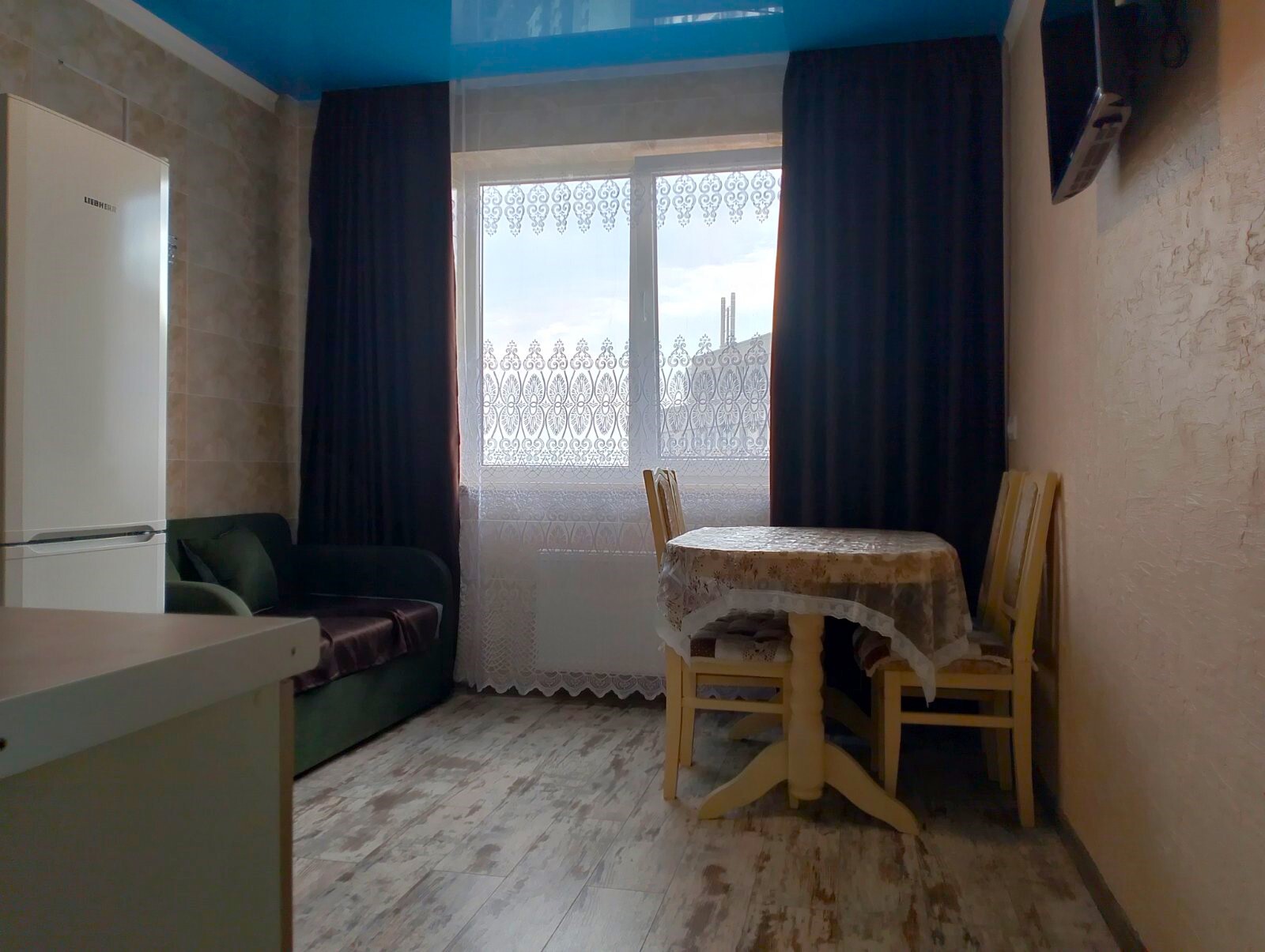 Аренда 2-комнатной квартиры 42 м², Академика Сахарова ул.