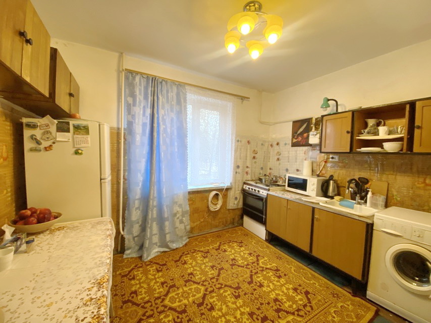Продажа 1-комнатной квартиры 38 м², Озерная ул.