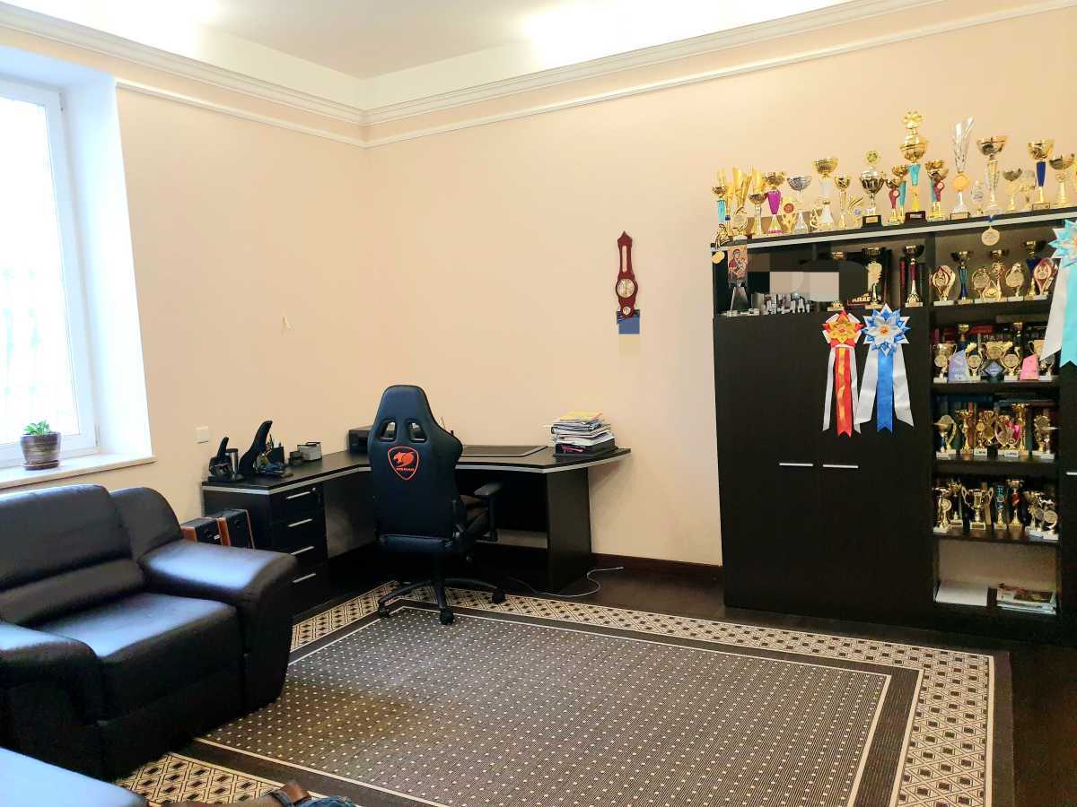 Продаж будинку 495 м², Шевченко