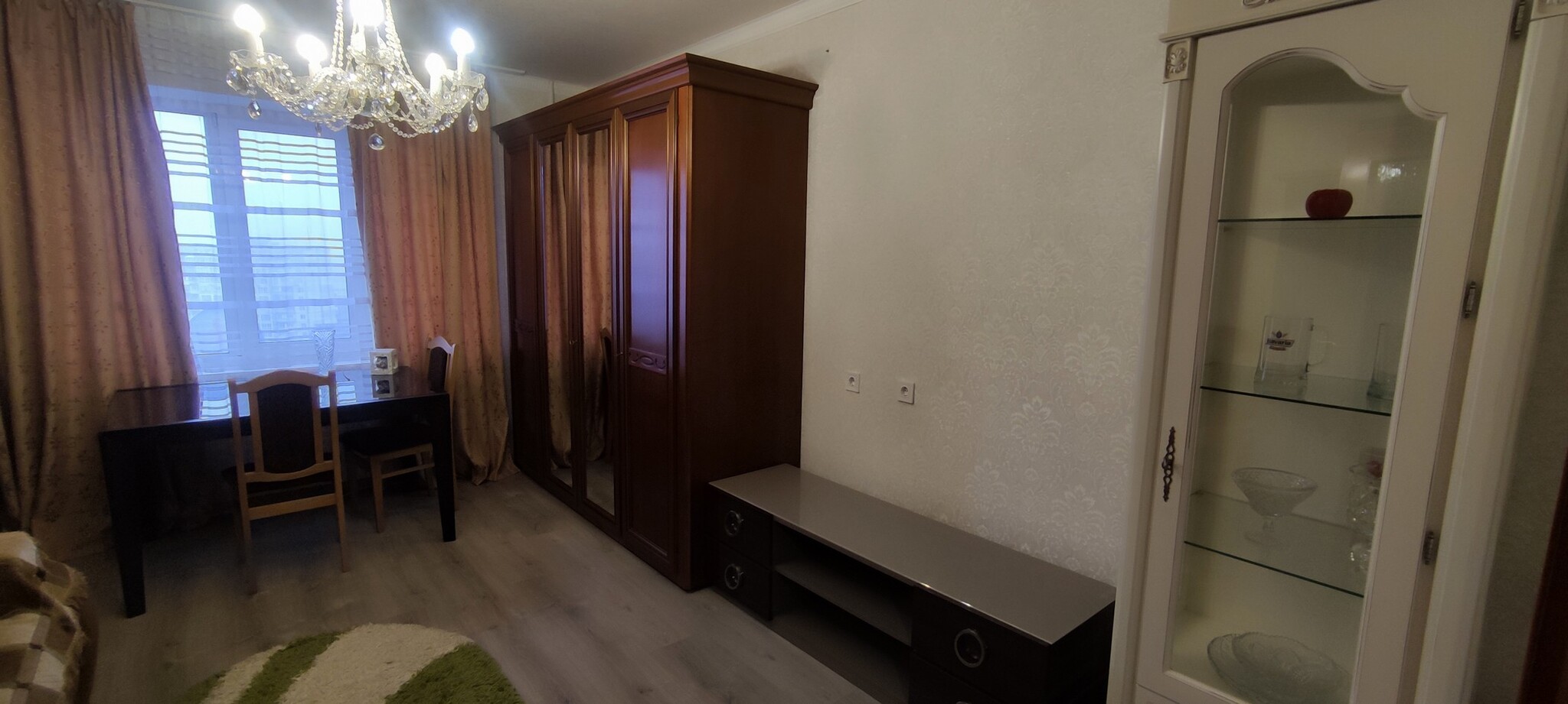 Оренда 2-кімнатної квартири 56 м², Чорнобильська вул., 12