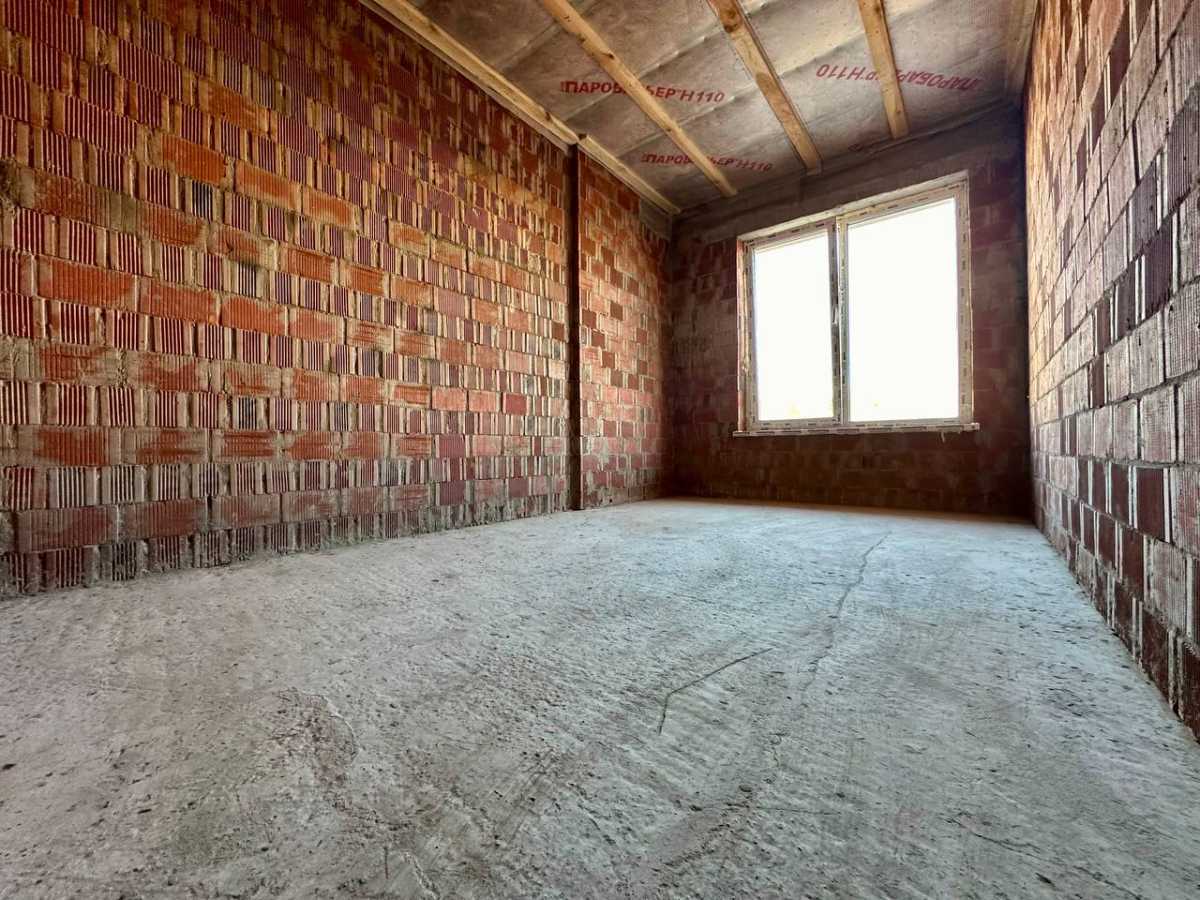 Продажа 3-комнатной квартиры 71 м², Святопетровского ул., 34