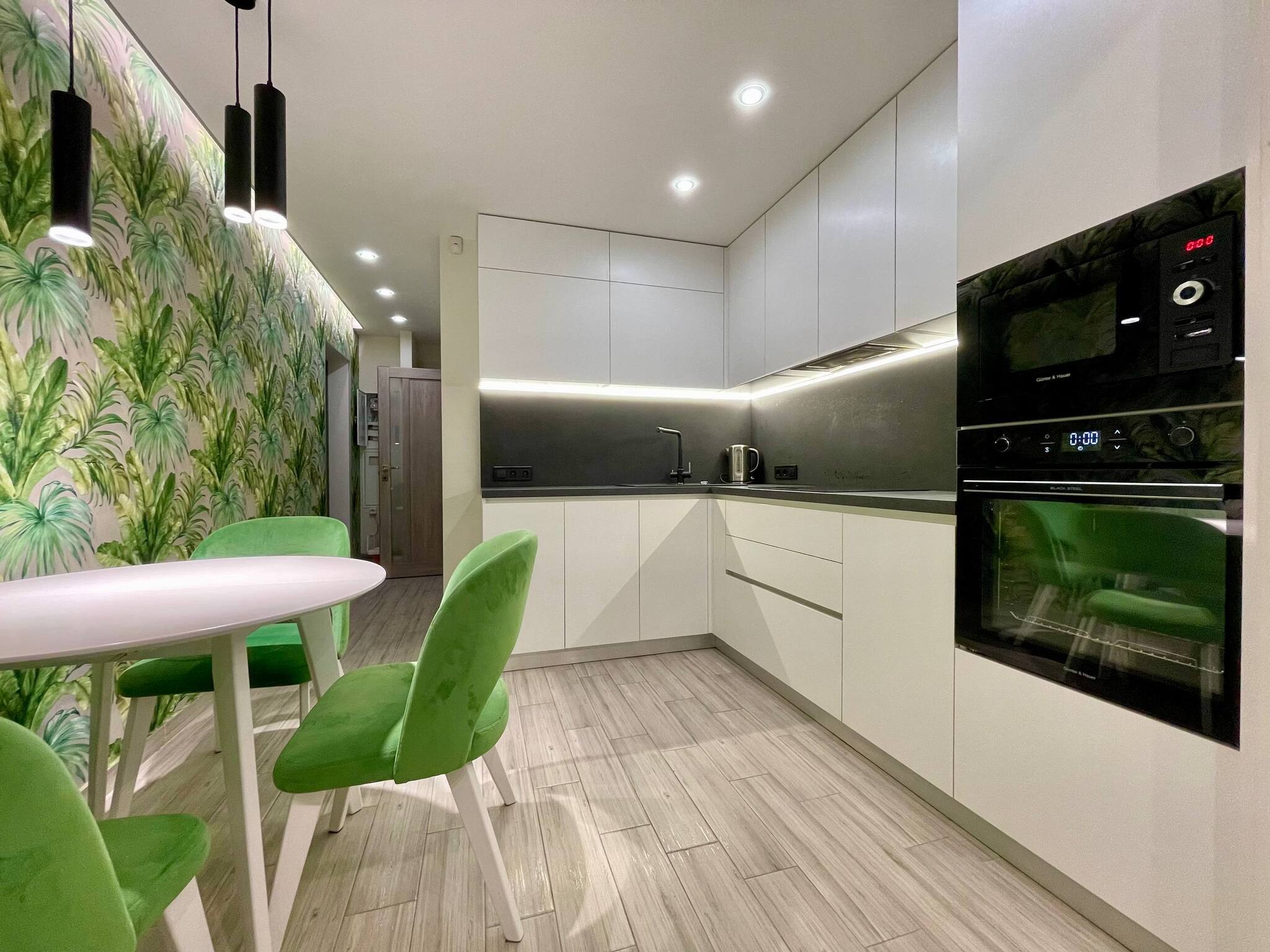 Продаж 2-кімнатної квартири 53 м², Слави бул.