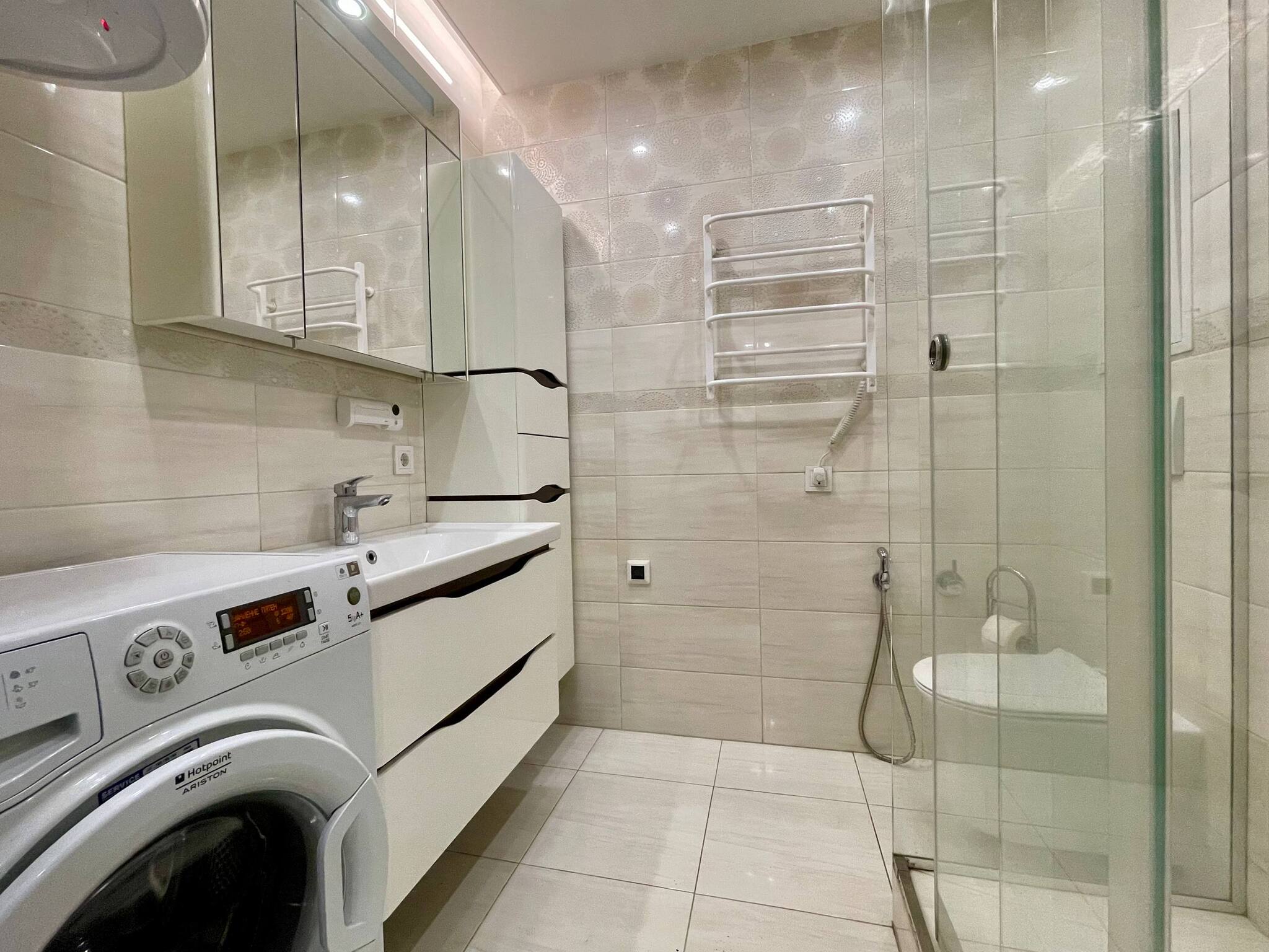 Продаж 2-кімнатної квартири 53 м², Слави бул.