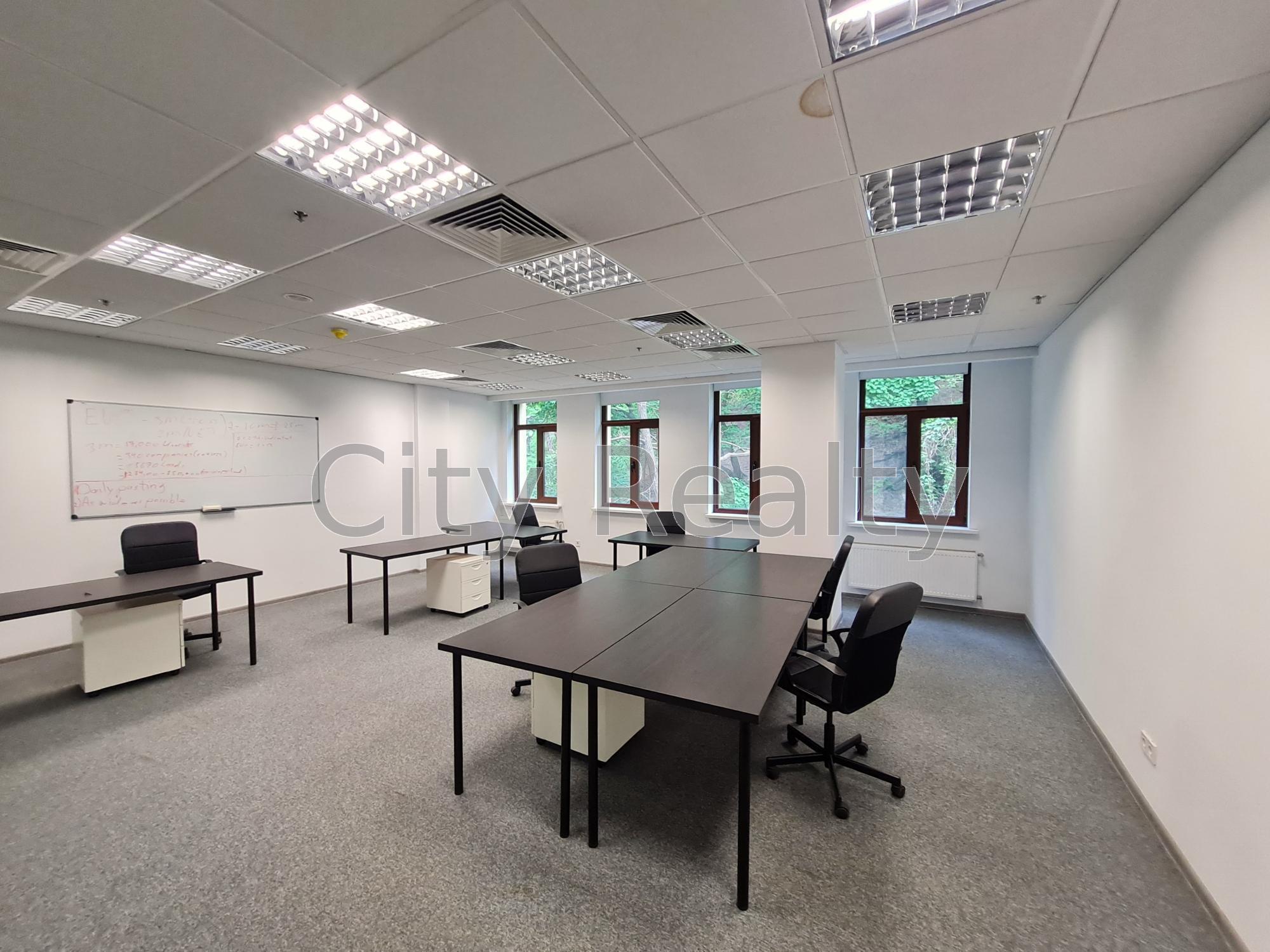 Оренда офісу 412 м², Петра Сагайдачного вул., 11