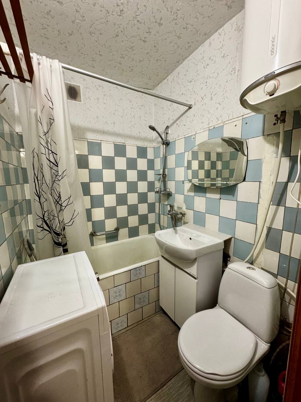 Оренда 2-кімнатної квартири 44 м², Богдана Хмельницького вул.