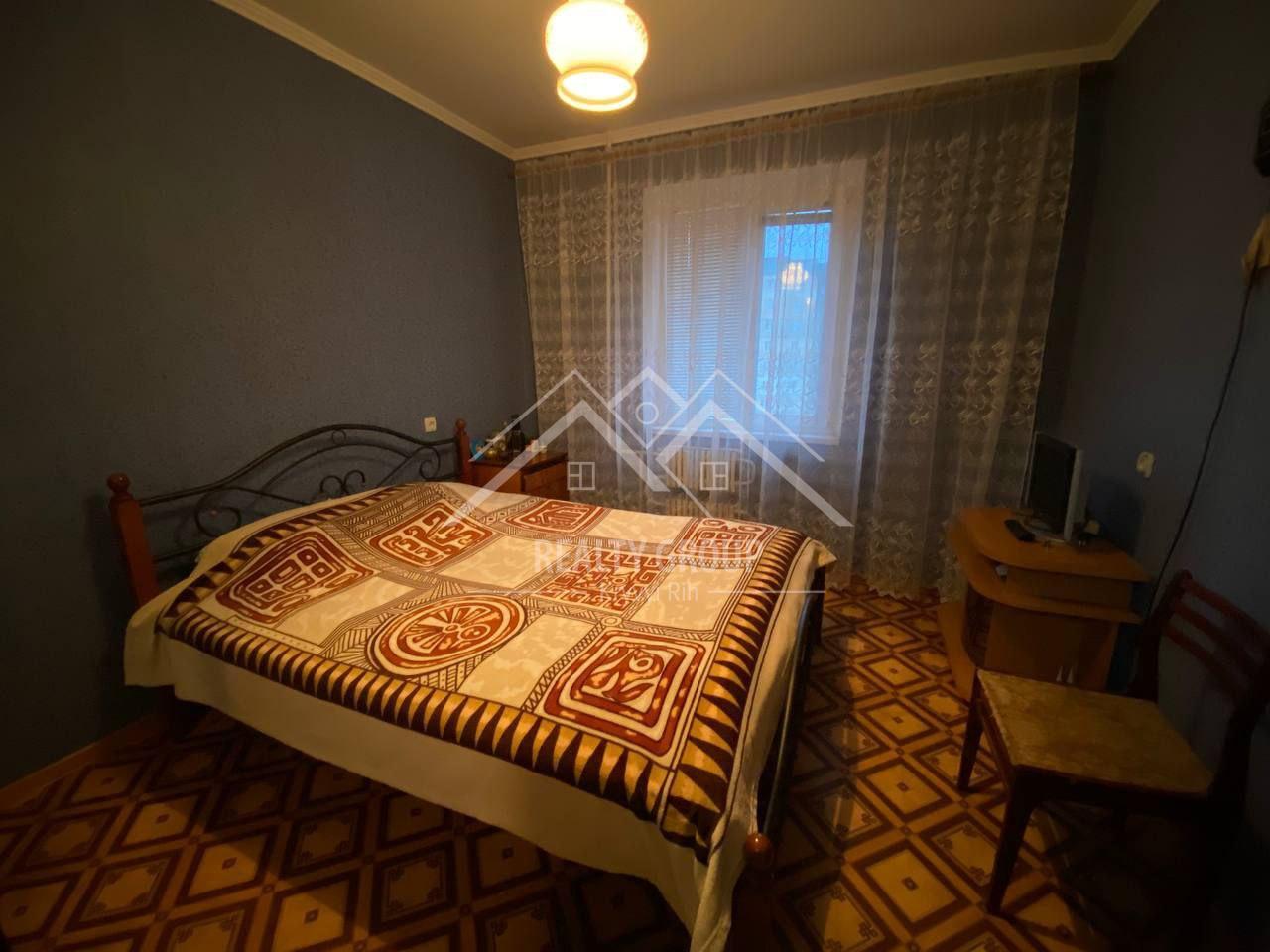 Продаж 2-кімнатної квартири 48 м², Лісового вул.