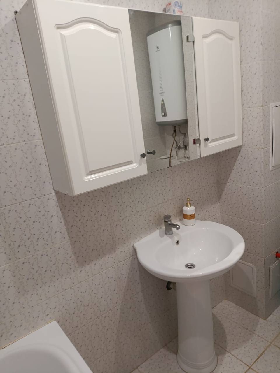 Оренда 1-кімнатної квартири 63 м²