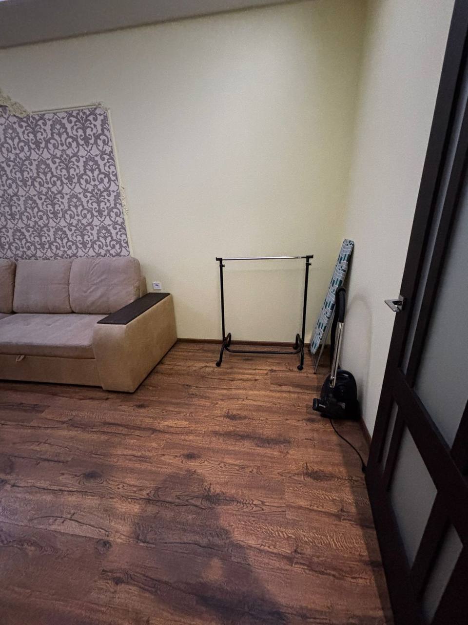 Аренда 1-комнатной квартиры 49 м², Евпаторийская ул.