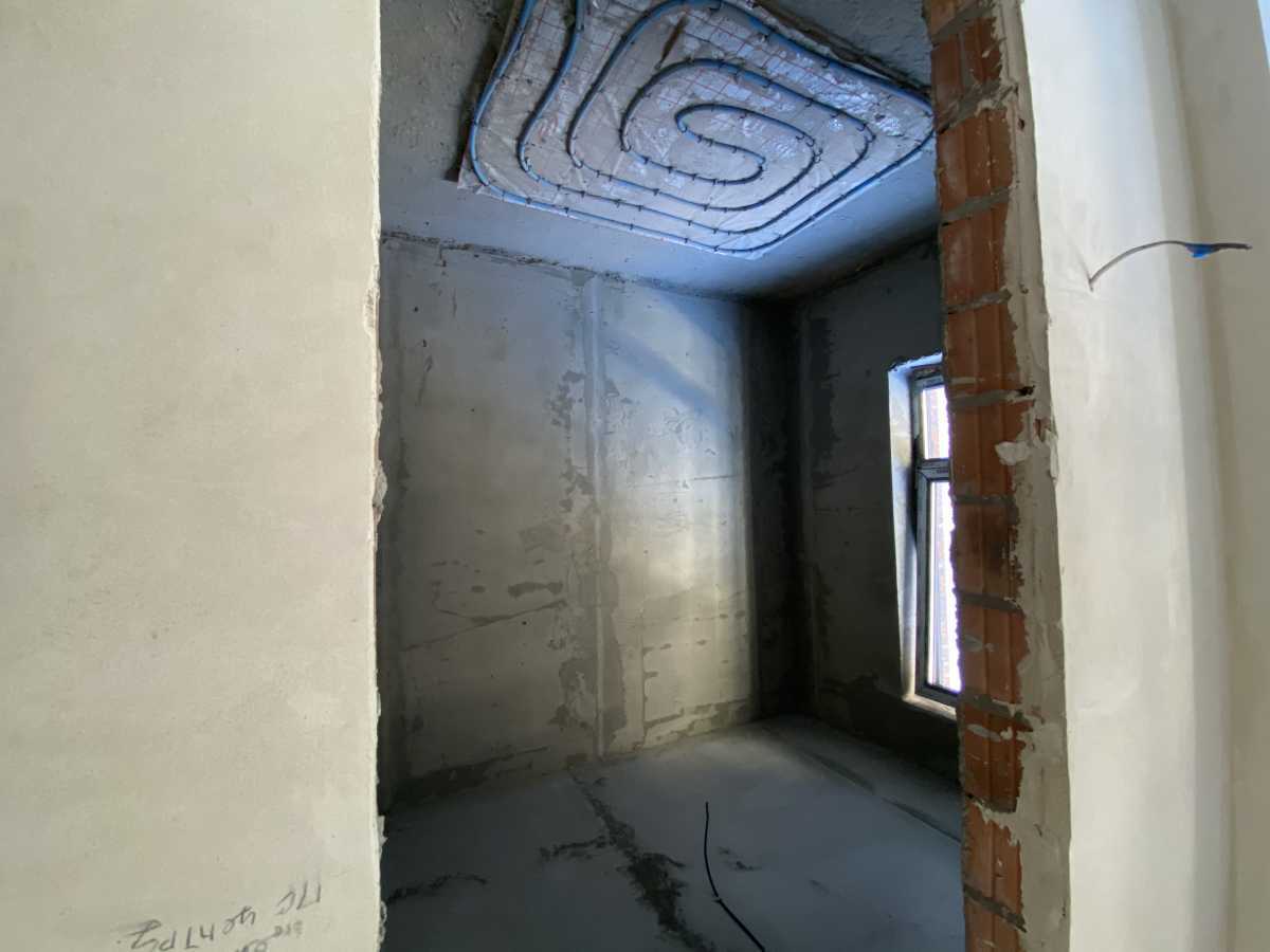 Продажа 2-комнатной квартиры 101.2 м², Украинская ул., 1б/1