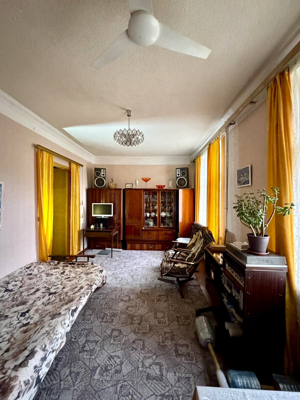 Продаж 2-кімнатної квартири 62.4 м², Героїв пл., 8