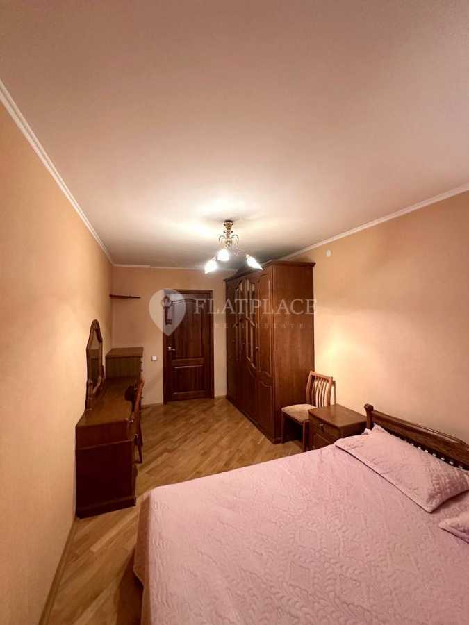 Продажа 2-комнатной квартиры 53 м², Голосеевский просп., 108к2