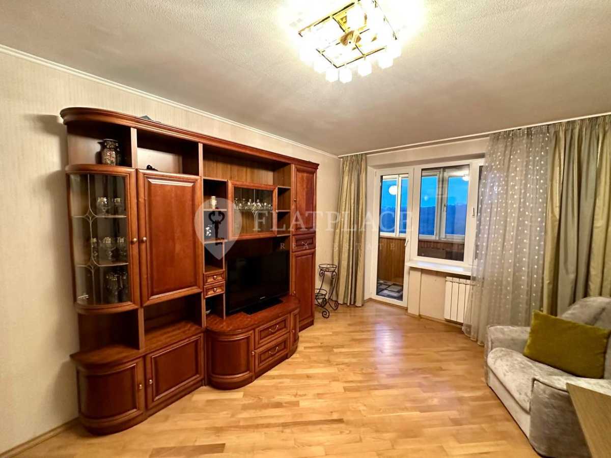 Продажа 2-комнатной квартиры 53 м², Голосеевский просп., 108к2