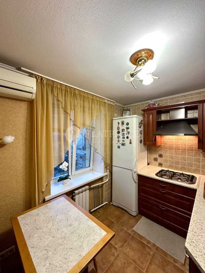 Продажа 2-комнатной квартиры 53 м², Голосеевский просп., 108к2