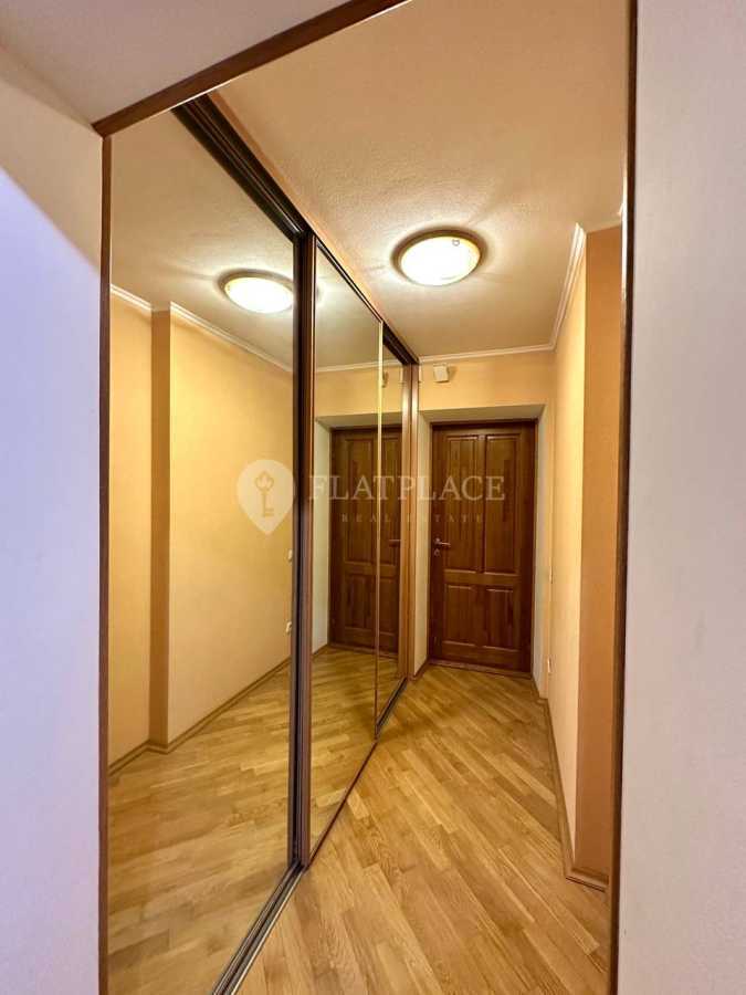Продажа 2-комнатной квартиры 53 м², Голосеевский просп., 108к2