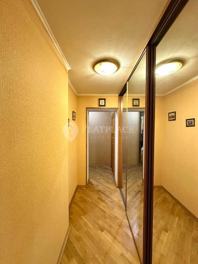 Продажа 2-комнатной квартиры 53 м², Голосеевский просп., 108к2
