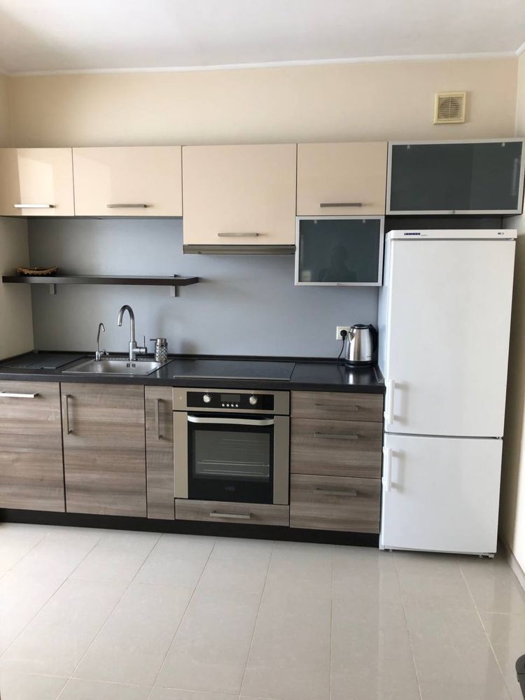 Продаж 1-кімнатної квартири 41 м², Надії Олексеєнко вул.