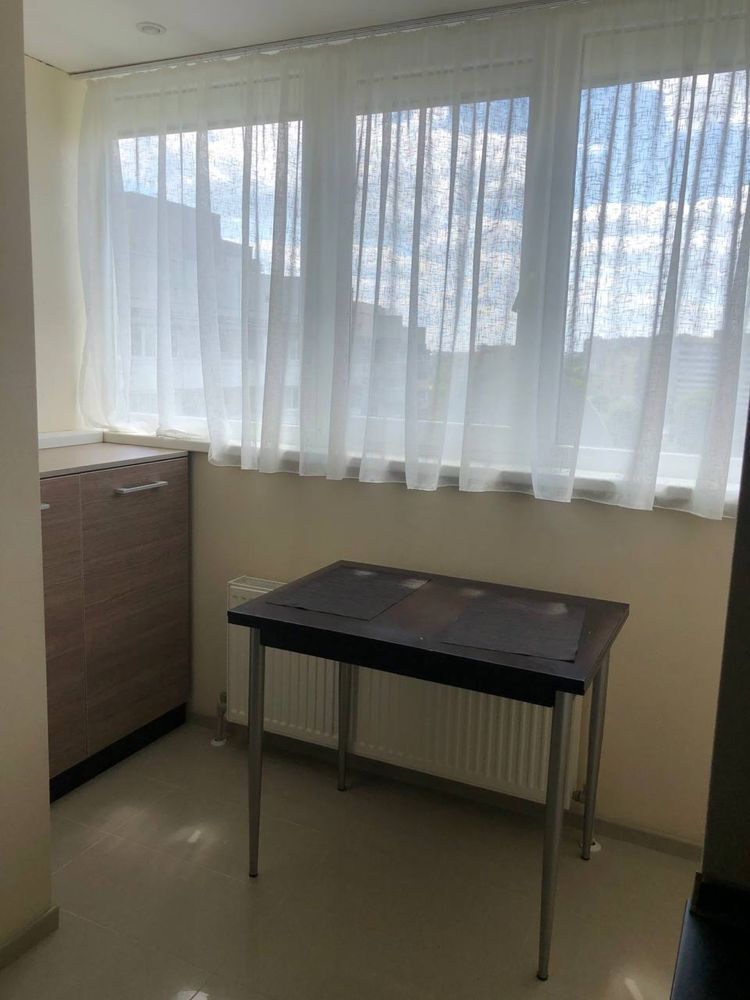 Продаж 1-кімнатної квартири 41 м², Надії Олексеєнко вул.