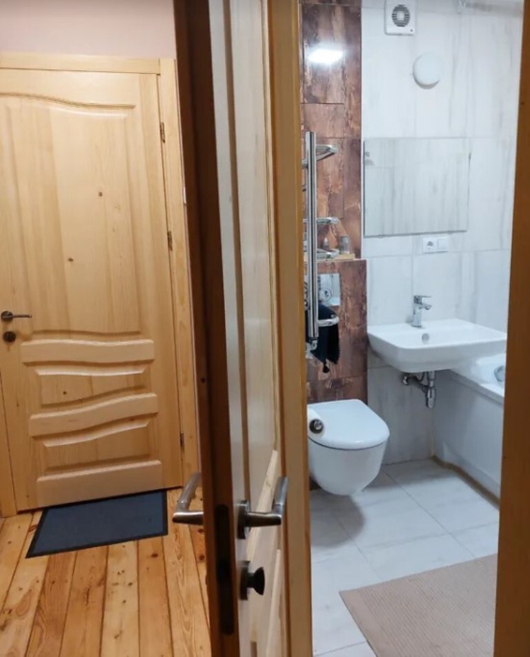 Продаж 2-кімнатної квартири 44 м², Олександра Поля просп.