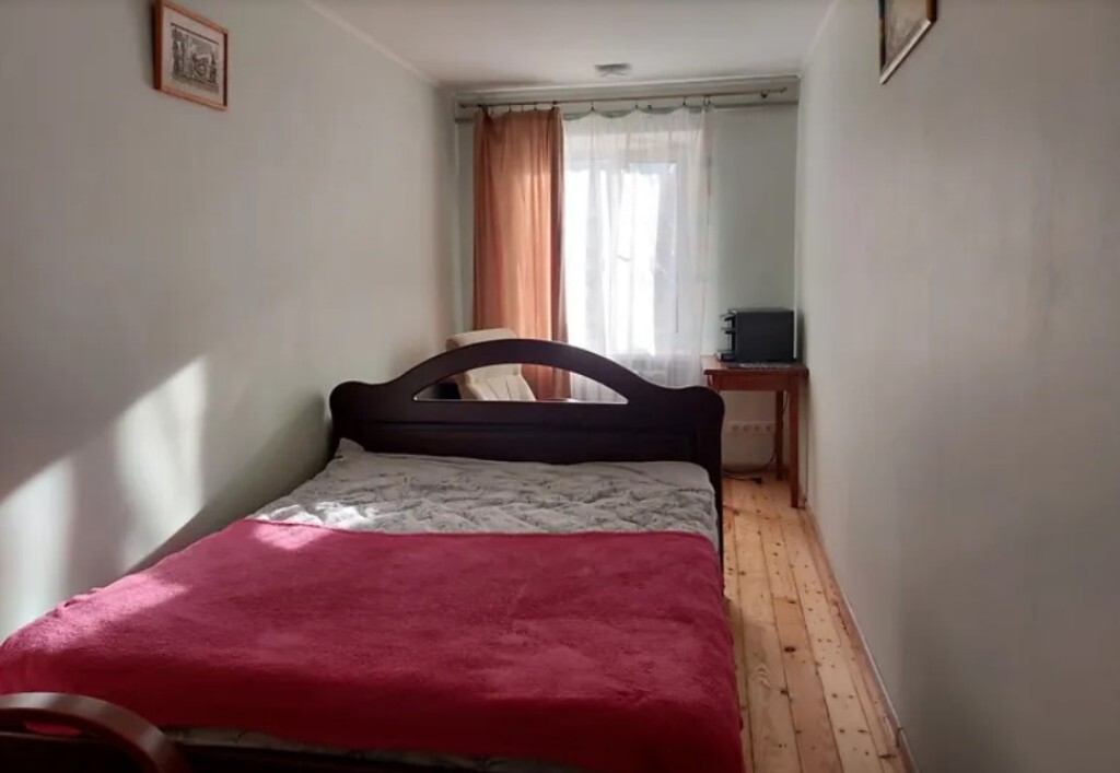 Продаж 2-кімнатної квартири 44 м², Олександра Поля просп.