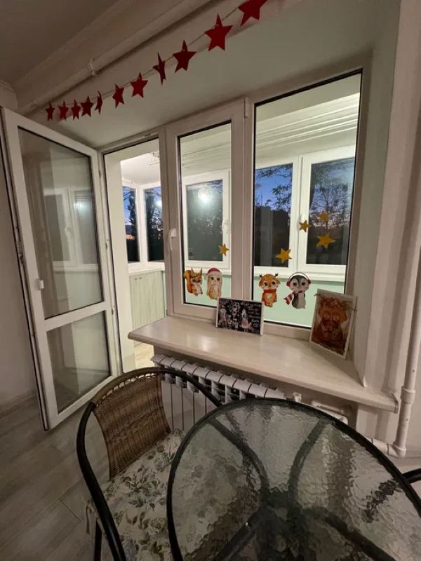 Продаж 3-кімнатної квартири 60 м², Олександра Поля просп., 102А