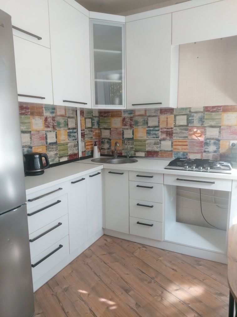 Продаж 1-кімнатної квартири 32 м², Данила Галицького вул.