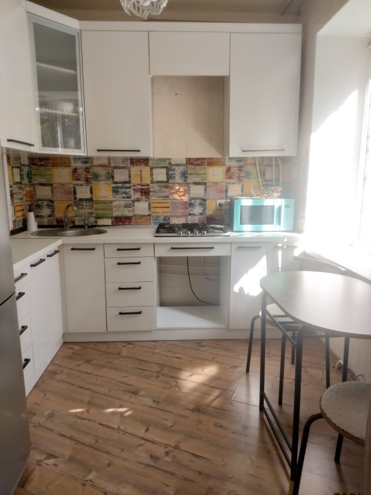 Продаж 1-кімнатної квартири 32 м², Данила Галицького вул.