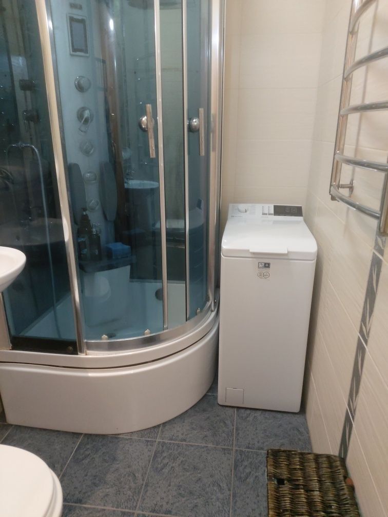 Продаж 1-кімнатної квартири 32 м², Данила Галицького вул.