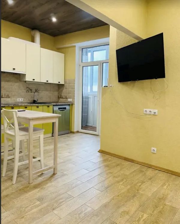 Продаж 1-кімнатної квартири 56 м², Сімферопольська вул., 2П