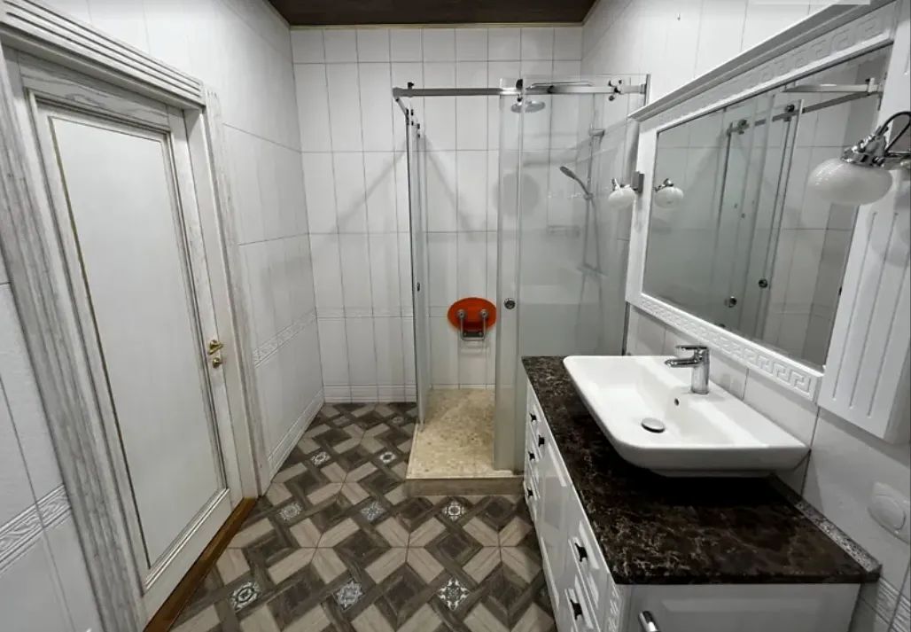 Продаж 1-кімнатної квартири 56 м², Сімферопольська вул., 2П