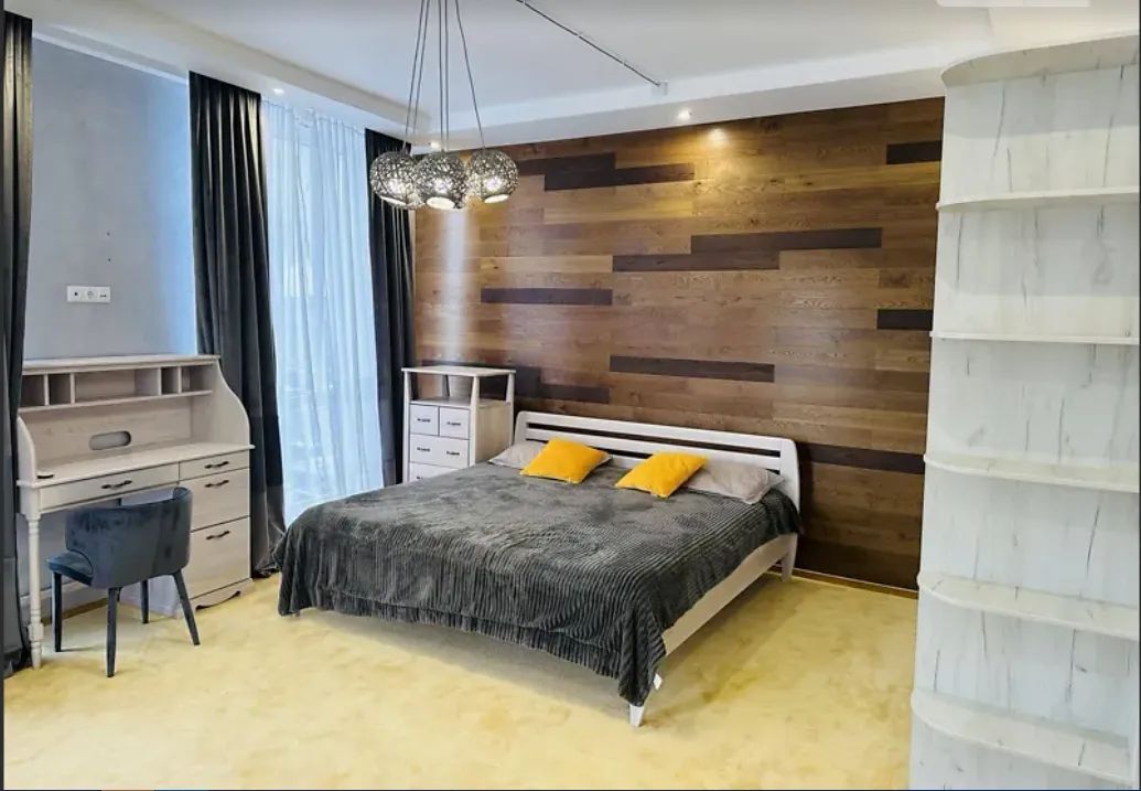 Продаж 1-кімнатної квартири 56 м², Сімферопольська вул., 2П