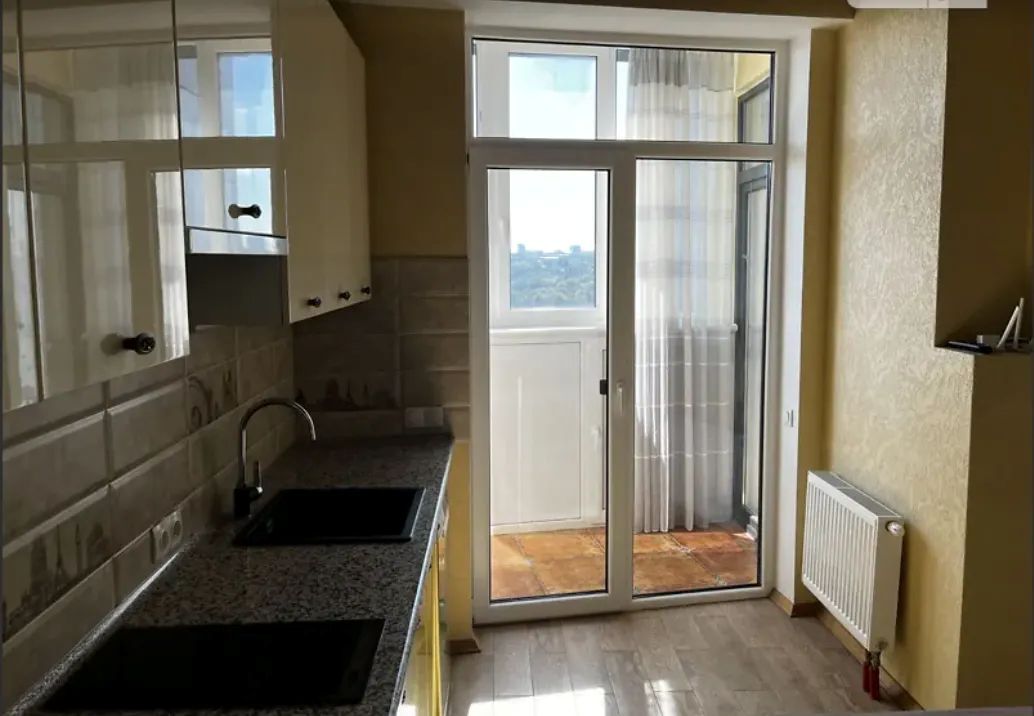 Продаж 1-кімнатної квартири 56 м², Сімферопольська вул., 2П