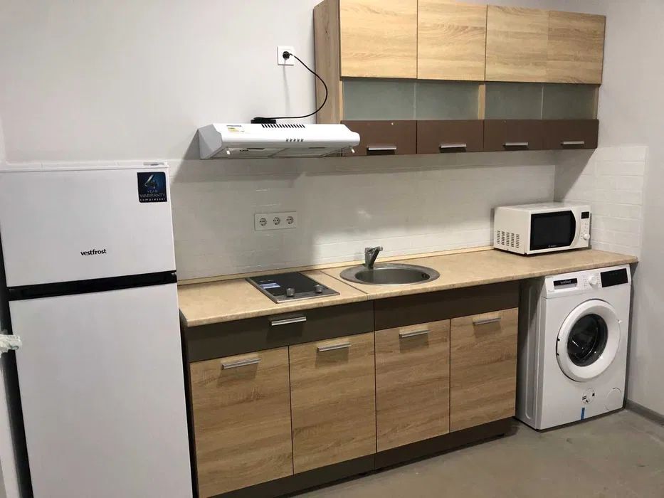 Продаж 1-кімнатної квартири 38 м², Караваєва вул.