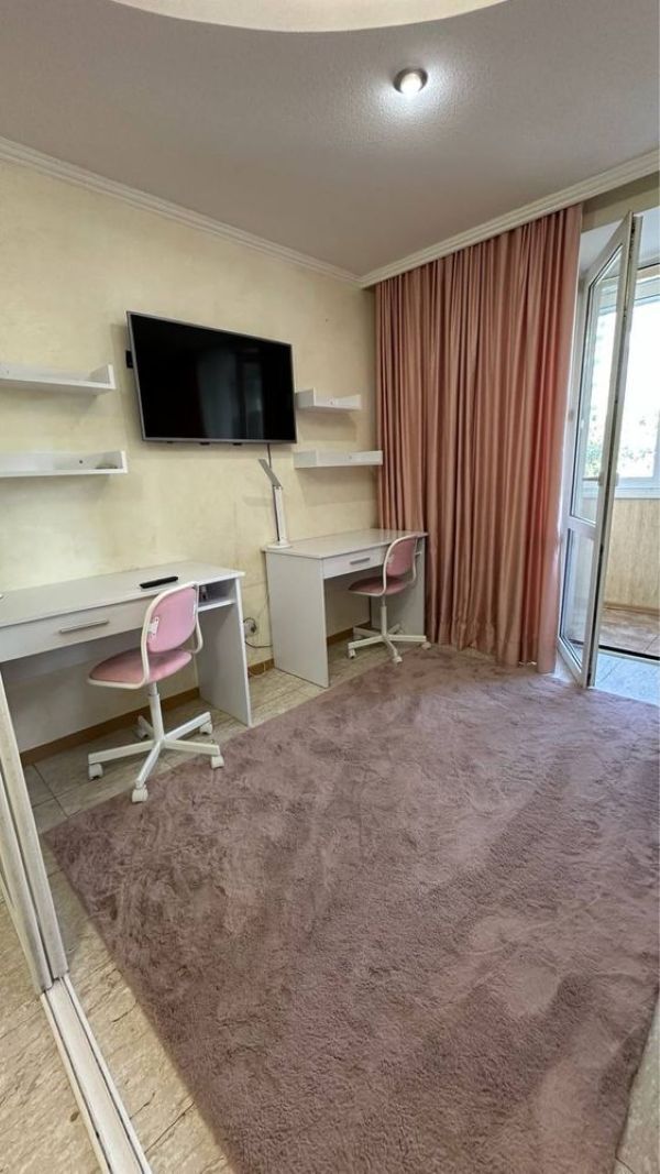 Продаж 2-кімнатної квартири 78 м², Мукаша Салакунова вул.