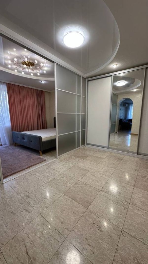 Продаж 2-кімнатної квартири 78 м², Мукаша Салакунова вул.