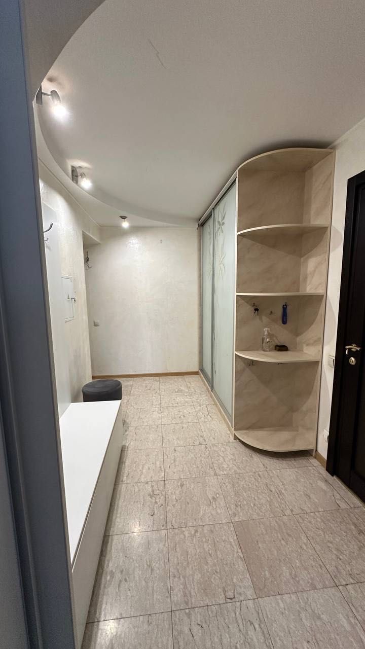 Продаж 2-кімнатної квартири 78 м², Мукаша Салакунова вул.