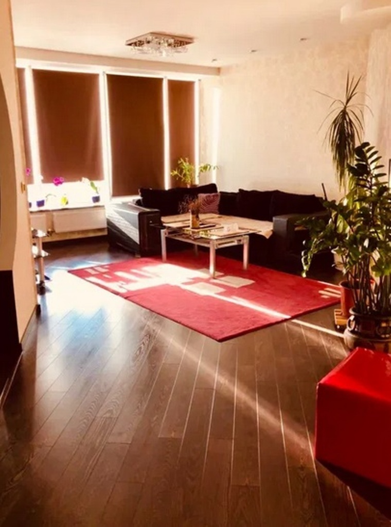 Продаж 2-кімнатної квартири 65 м², Глінки вул., 2