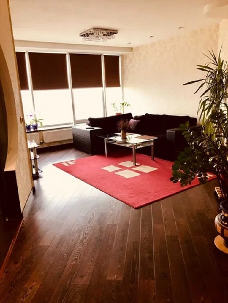 Продаж 2-кімнатної квартири 65 м², Глінки вул., 2