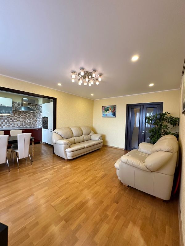 Продаж 2-кімнатної квартири 85 м², Джинчарадзе пров.