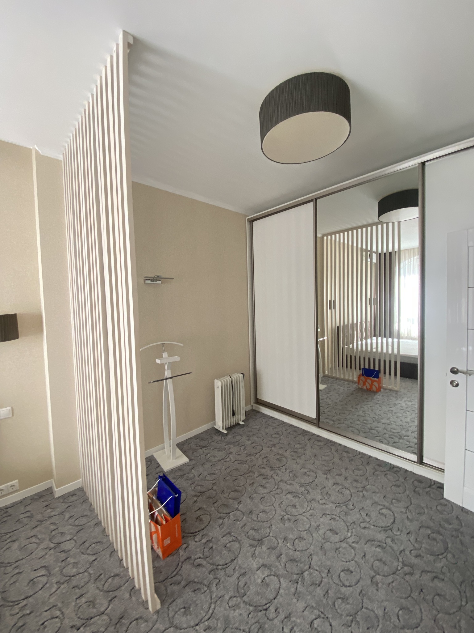 Продажа 3-комнатной квартиры 140 м², Кловский спуск, 7А