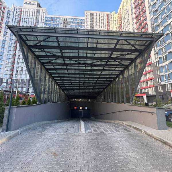 Продаж 2-кімнатної квартири 70 м², Канальна вул., 8Б