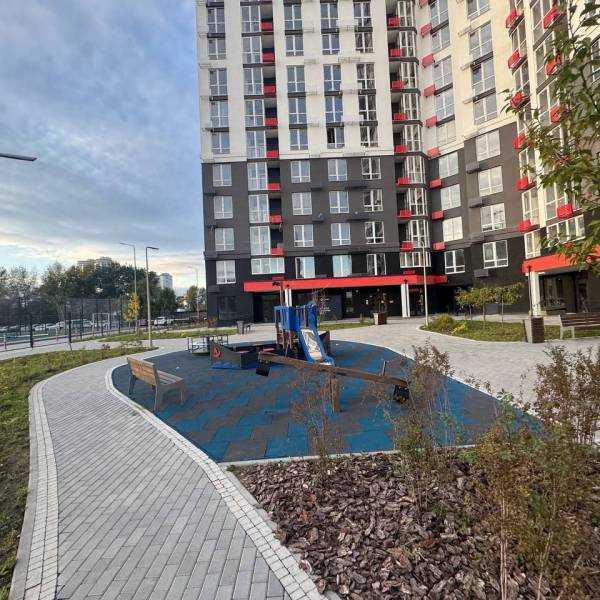 Продаж 2-кімнатної квартири 70 м², Канальна вул., 8Б