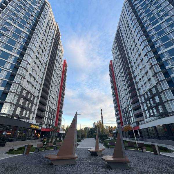 Продаж 2-кімнатної квартири 70 м², Канальна вул., 8Б