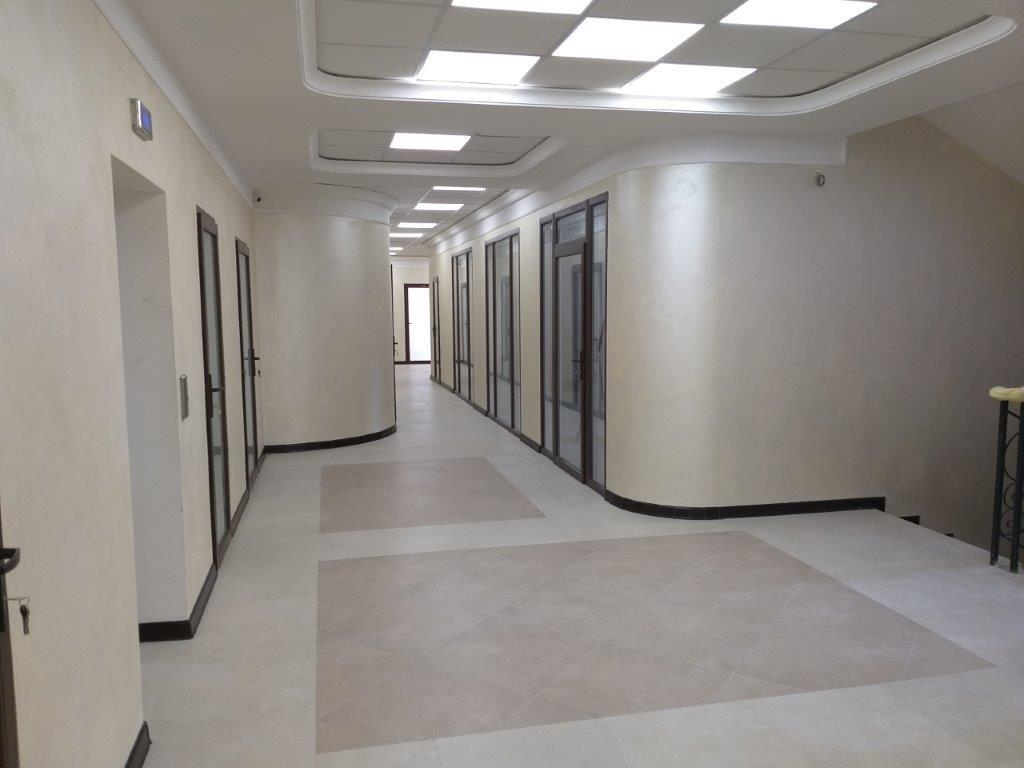 Оренда офісу в БЦ на Кудрявському узвозі  (71 м2)