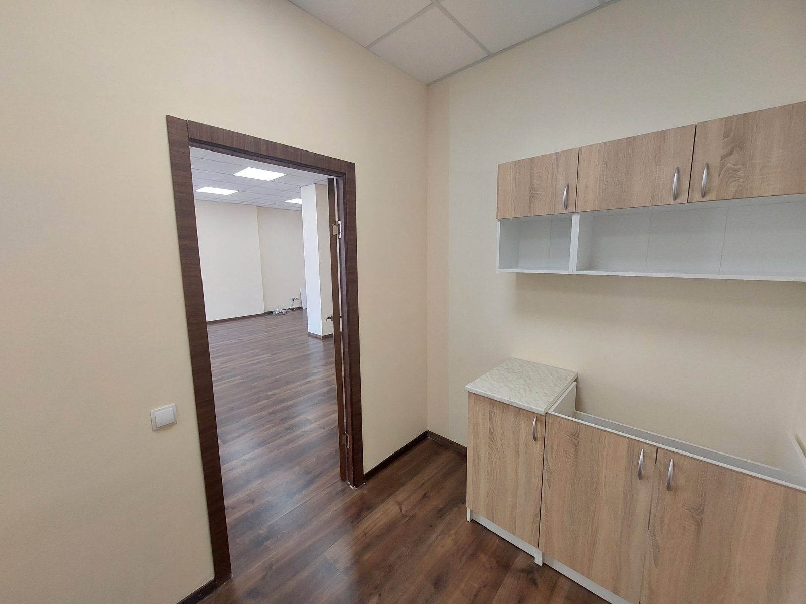 Оренда офісу в БЦ на Кудрявському узвозі  (71 м2)