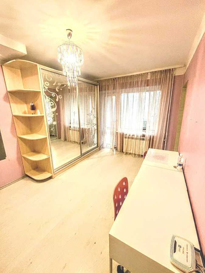 Оренда 2-кімнатної квартири 47 м², Валентина Сєрова вул., 34