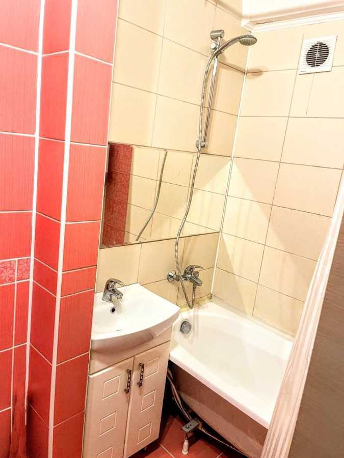 Оренда 2-кімнатної квартири 47 м², Валентина Сєрова вул., 34