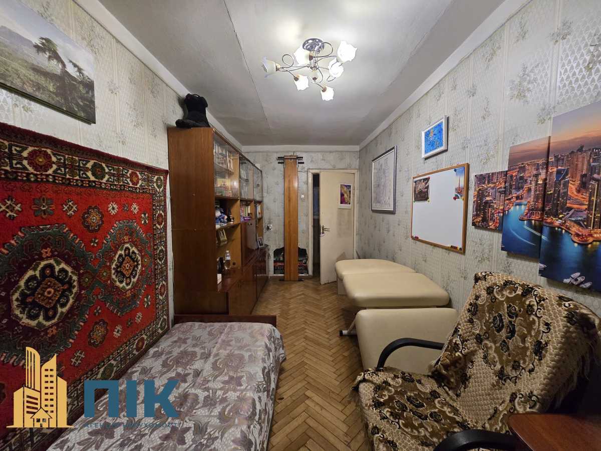 Продажа 3-комнатной квартиры 56 м², Бастионная ул., 13