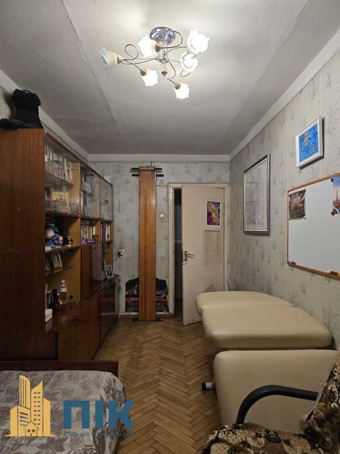 Продажа 3-комнатной квартиры 56 м², Бастионная ул., 13