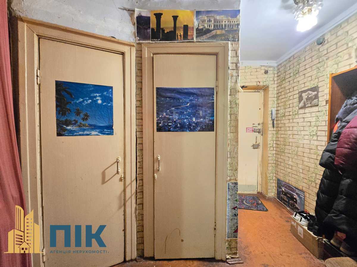 Продажа 3-комнатной квартиры 56 м², Бастионная ул., 13